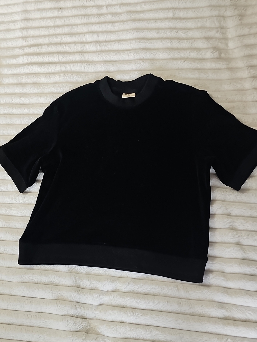 Pact Black Velvety Set - Picture 2 of 6